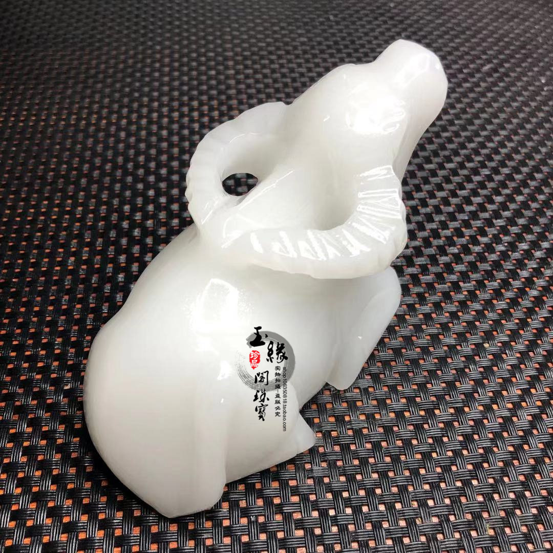 摆件天然阿富汗白玉生肖玉石牛白玉雕卧牛办公室摆件