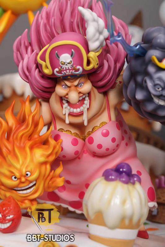 sd013手办限量mombig四皇海贼王大妈李小西bbt海贼王手办专区