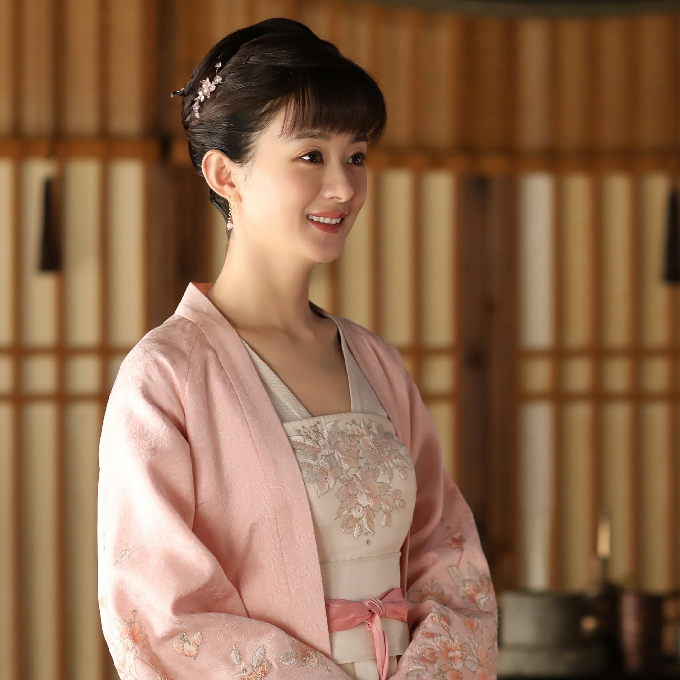 知否电视剧应是绿肥红瘦赵丽颖盛明兰同款古装民族服装