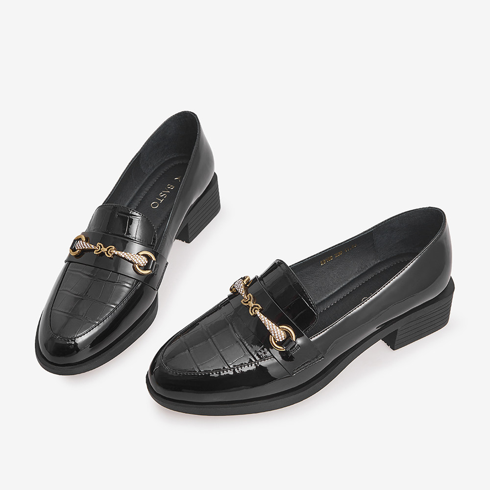 百思图新款圆头粗跟乐福鞋石头纹金属饰带女单鞋a9106ca1