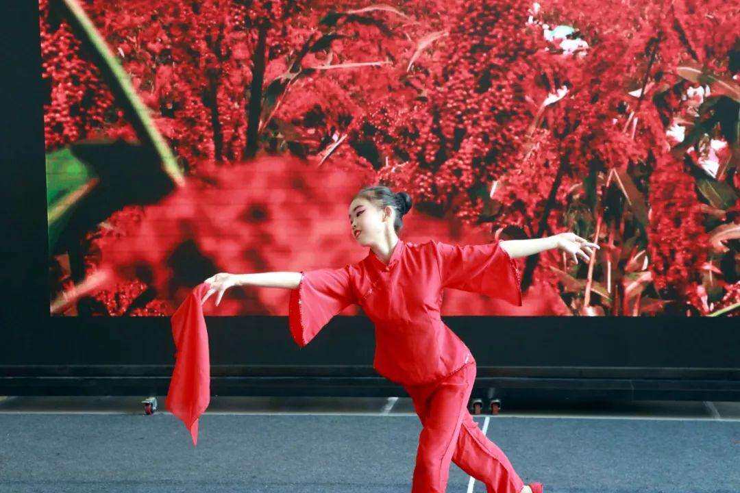 舞蹈新款红高粱九儿同款演出服儿童古典高粱民国民族服装