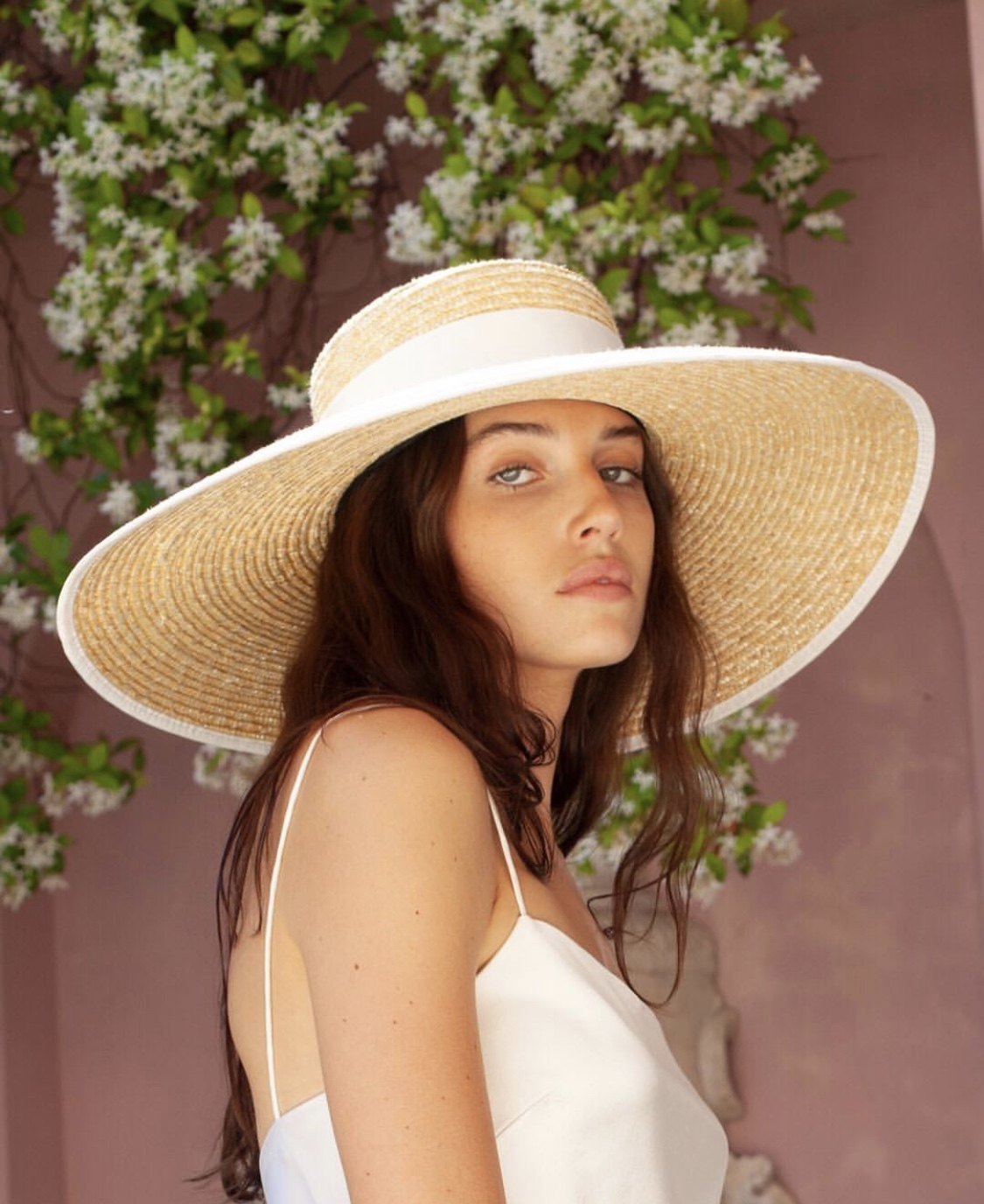 欧美欧美风风格春夏蝴蝶结装饰包边大帽檐麦秆草帽帽子