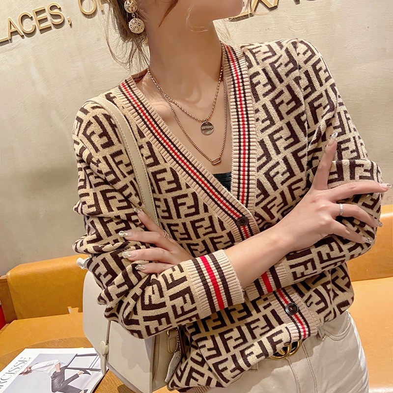 小香风外套女春秋洋气气质2021v领新款女装短款毛衣针织开衫上衣