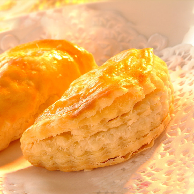 榴莲千层一口金丝半成品冷冻饼酥零食点心烤箱传统中式糕点