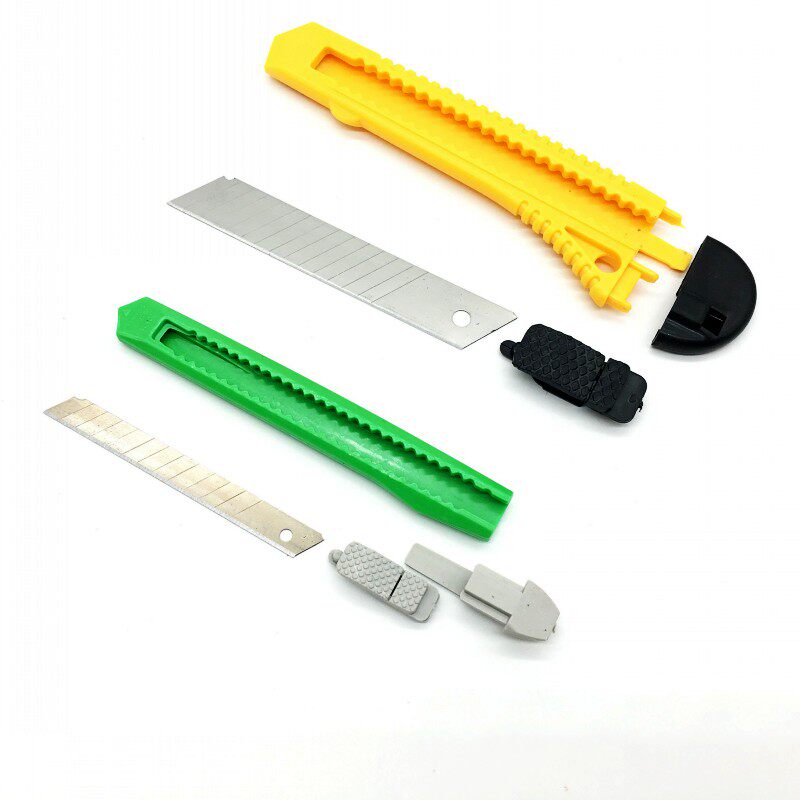 创意大小号美工刀 办公裁剪小刀片工具刀韩款文具批发多色裁纸刀