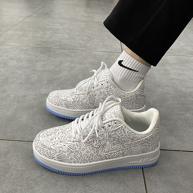 涂鸦ins鞋子男女网红板鞋潮流情侣空军一号百搭小白鞋休闲运动鞋