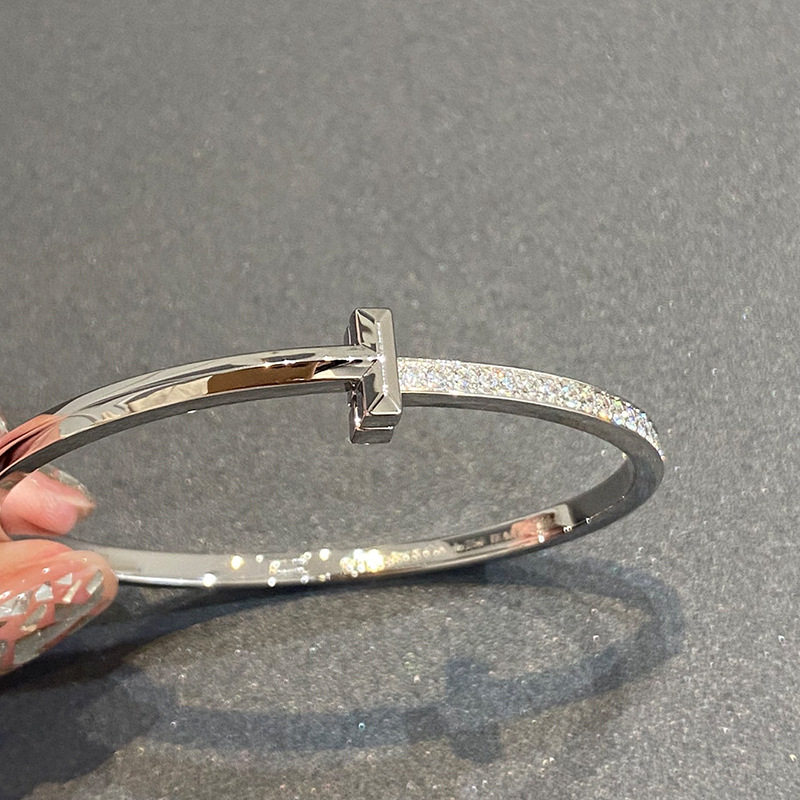 18k玫瑰金t1手镯镶钻轻奢小众设计感t家手环宽版满钻百搭高级手圈