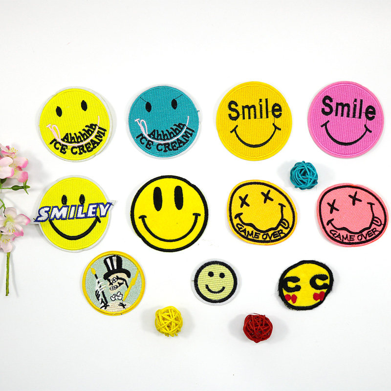smile卡通小号刺绣笑脸布贴装饰衣服裤子羽绒服布贴