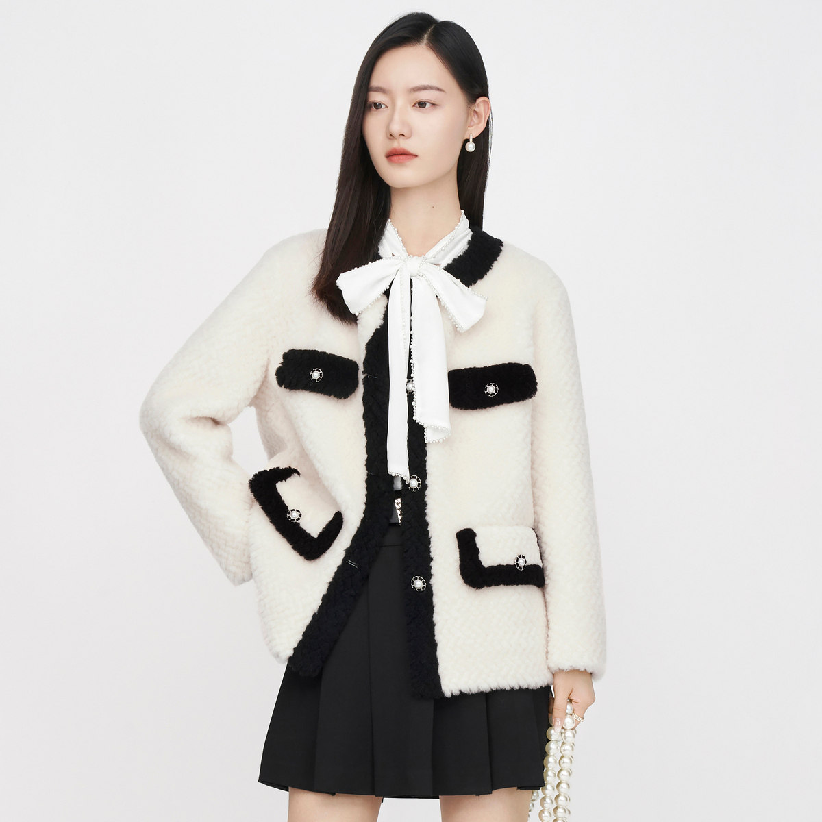 badina芭蒂娜白色小香风皮草2022冬季新款法式简约皮草