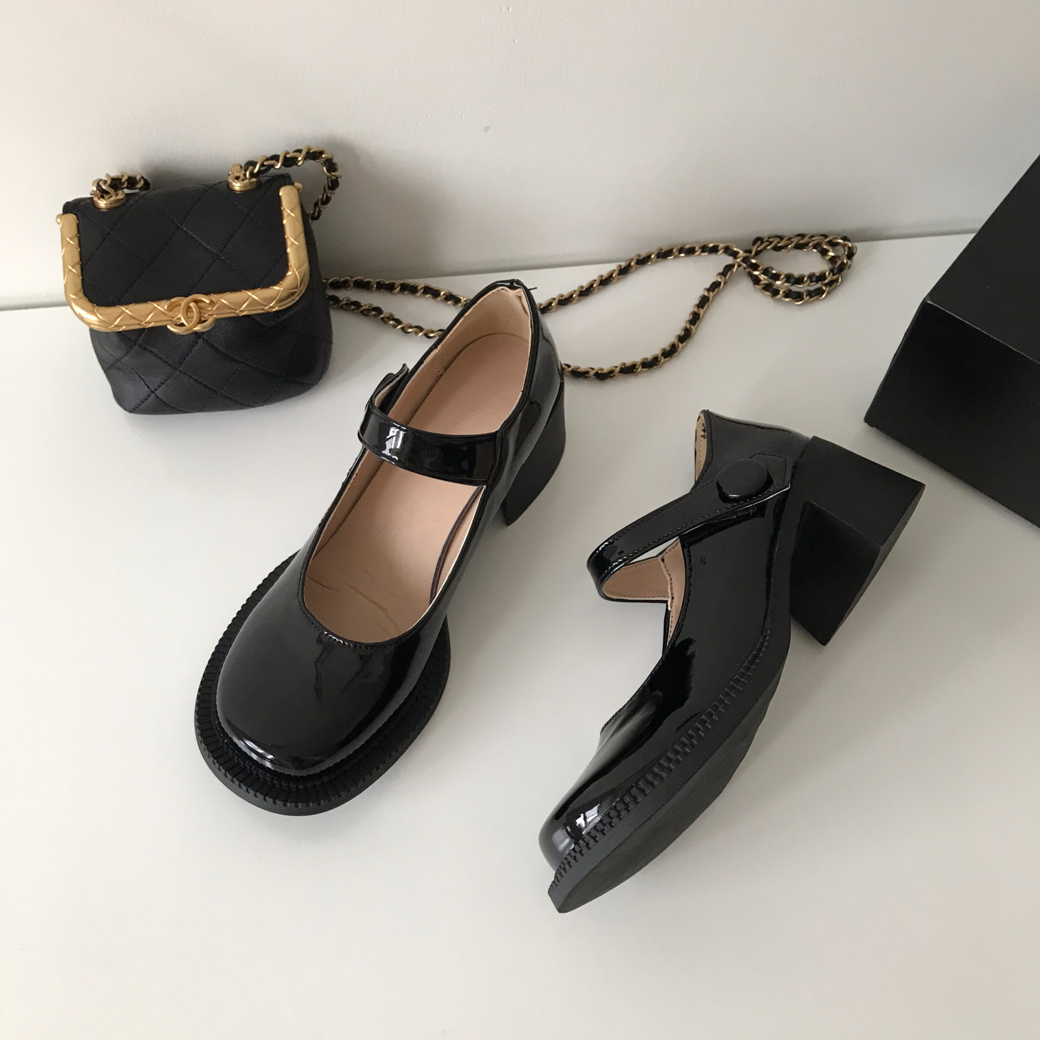 单鞋英伦风皮鞋高跟白高跟sun玛丽珍白色粗跟jk单鞋