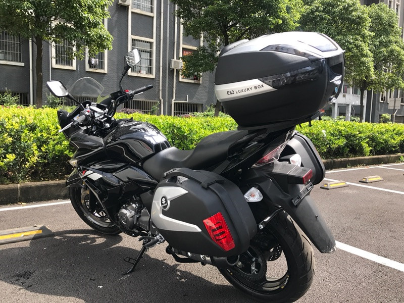 摩托车后备箱带灯190力帆kpv150gw250电动车踏板车尾箱e62行李箱