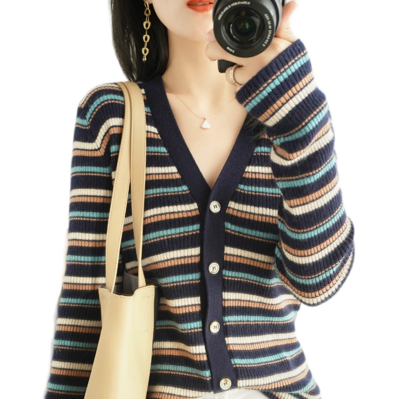 条纹羊毛开衫女短款针织上衣春秋百搭毛衣外套毛衣