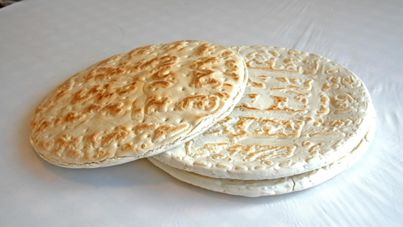 陕西八大怪长武锅盔现做现卖4斤家乡口味浅锅文火烙高档礼盒顺丰