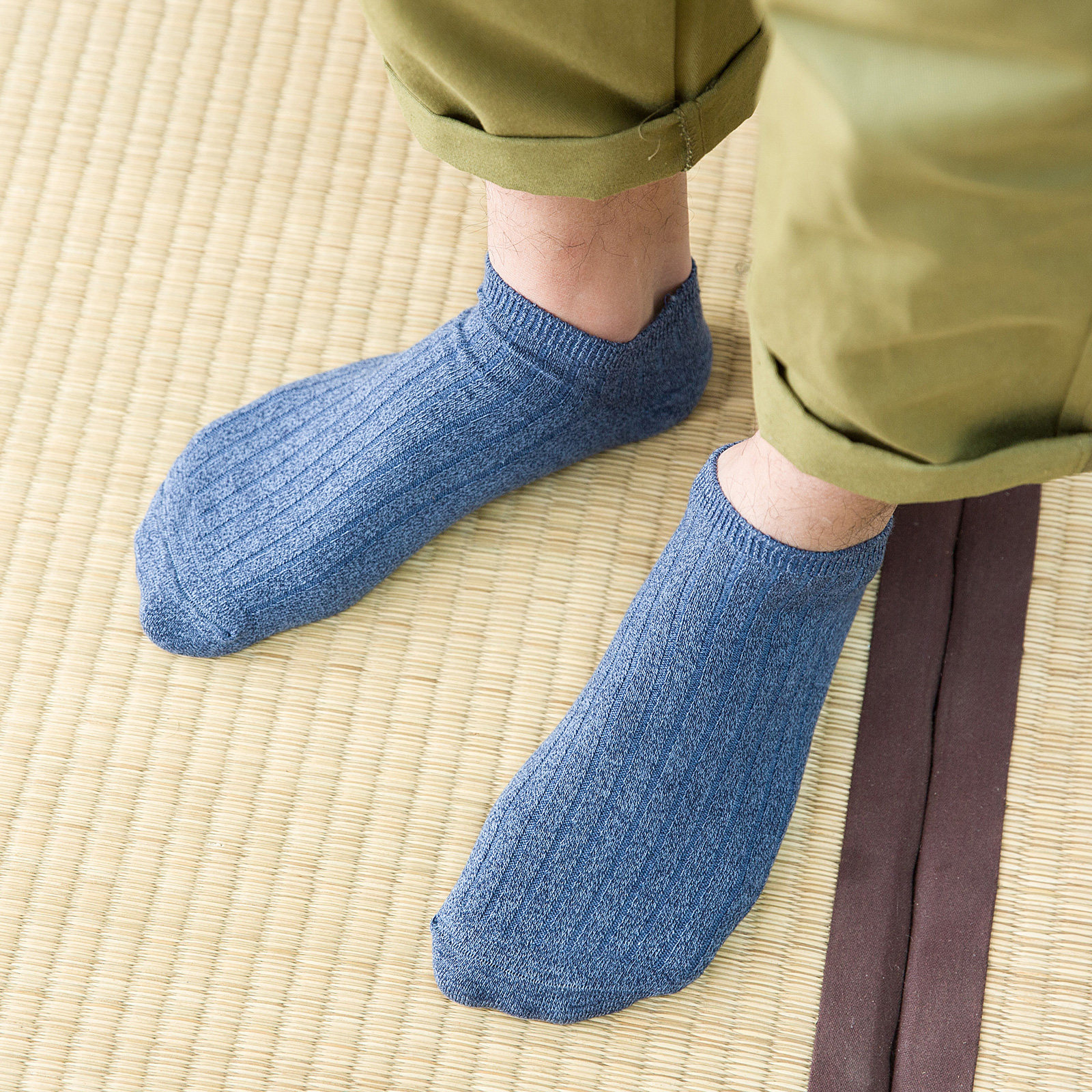 袜子男生短袜浅口全棉潮袜纯色日系男士运动纯棉复古防臭吸汗船袜