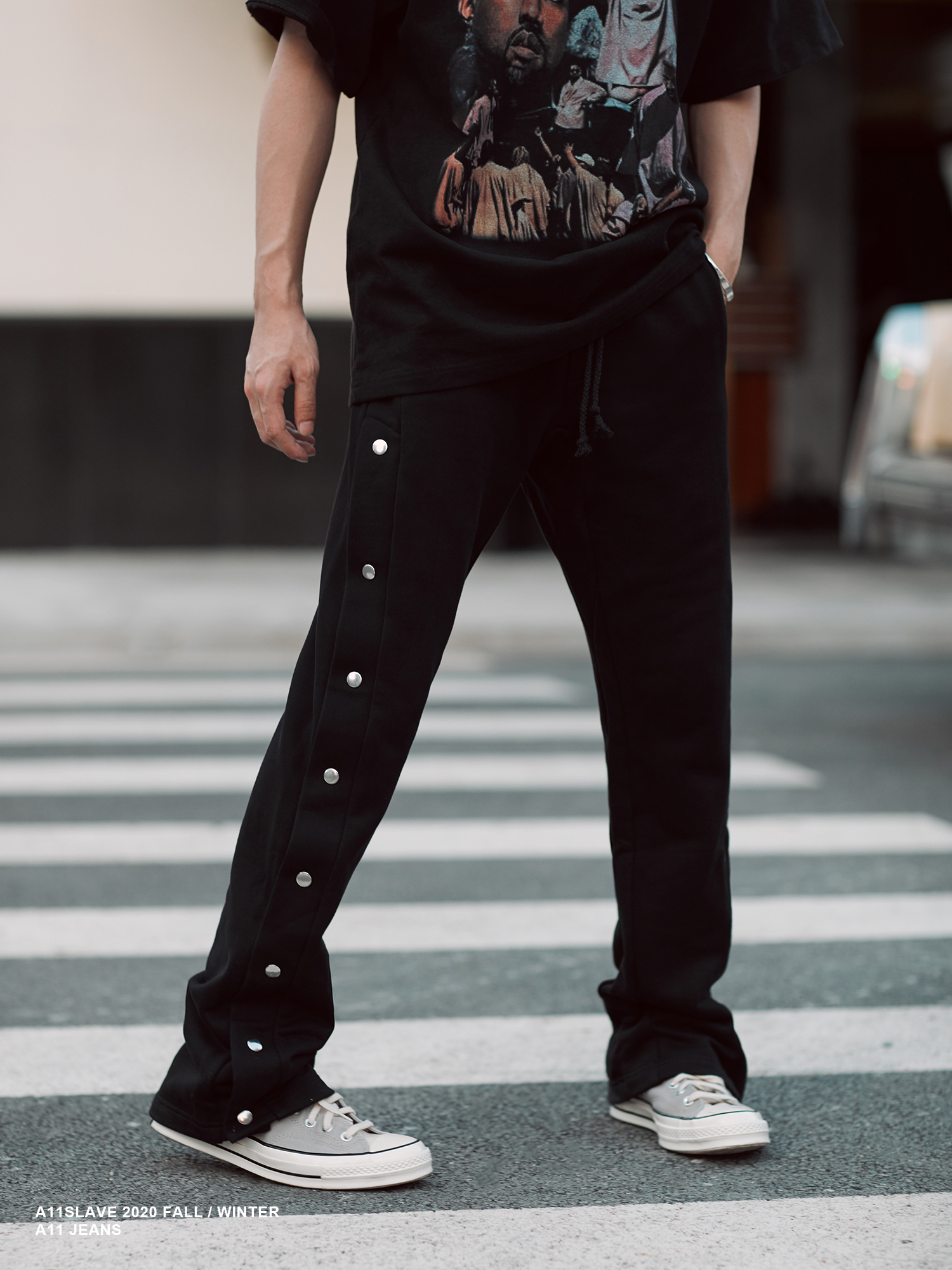 A11SLAVE 20FW 休闲排扣喇叭休闲卫裤流行宽松长裤Gallery dept风