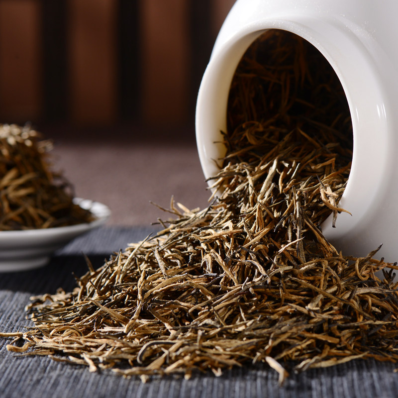 红茶特级云南南昌宁红传世世宁红礼盒装金芽滇红