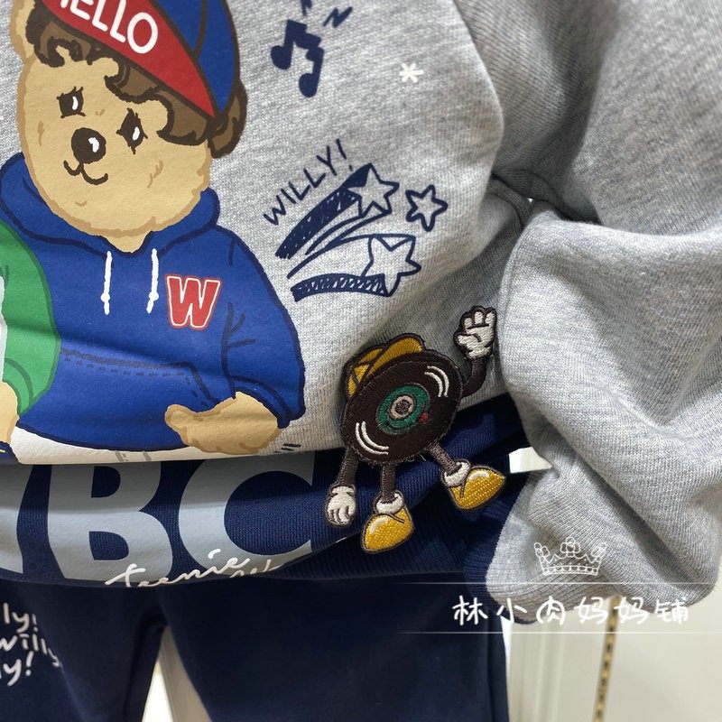 现货2021秋款tw小熊童装男童圆领休闲印花卫衣