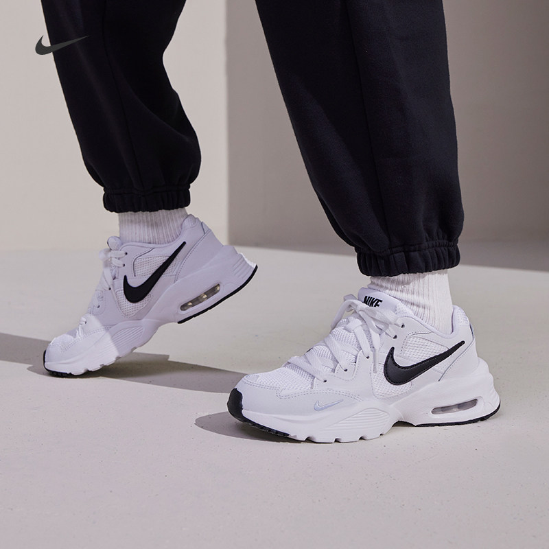 nike耐克官方airmaxfusion女子运动鞋复古透气轻便缓震cj1671