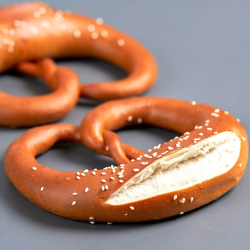 味醒pretzel普雷碱水面包传统德式原味粗粮主食传统西式糕点