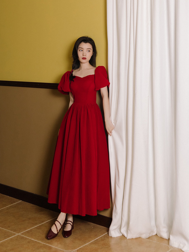 魅影仙女夏季新款连衣裙法式初恋少女气质赫本红色连衣裙