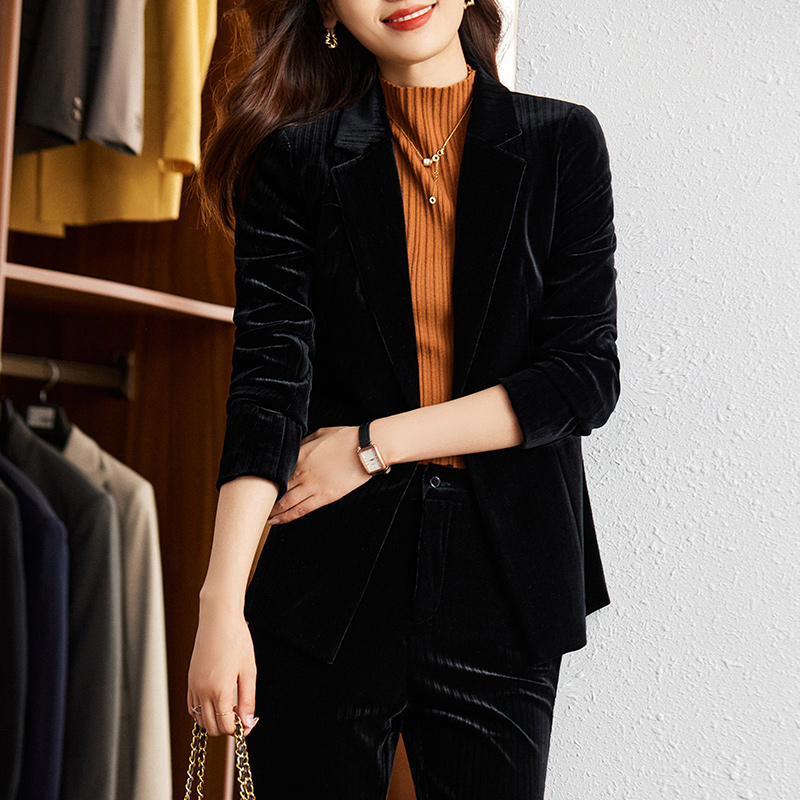 高端黑色金丝绒西装套装女职业外套上衣工作服秋冬休闲短款小西服