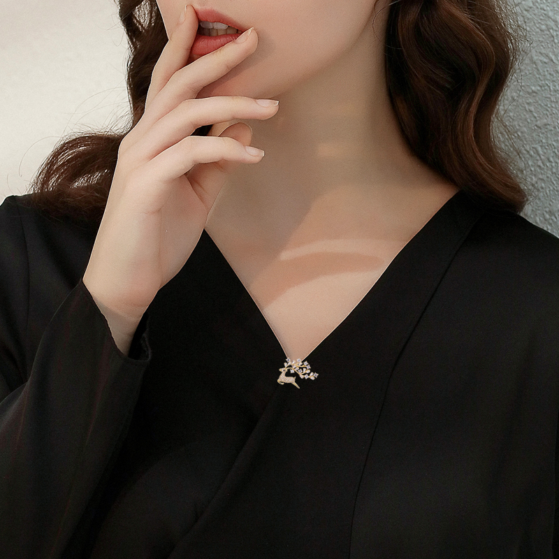 小鹿防走光扣胸针百搭可爱男西服别针高档奢华大衣配饰饰品胸花潮