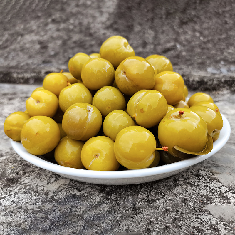 广西特产新鲜腌泡酸料三华李子自制清脆爽口李子