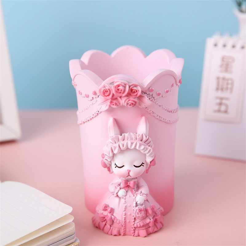 创意可爱爱国潮女女孩笔筒少女办公收纳桌面笔筒