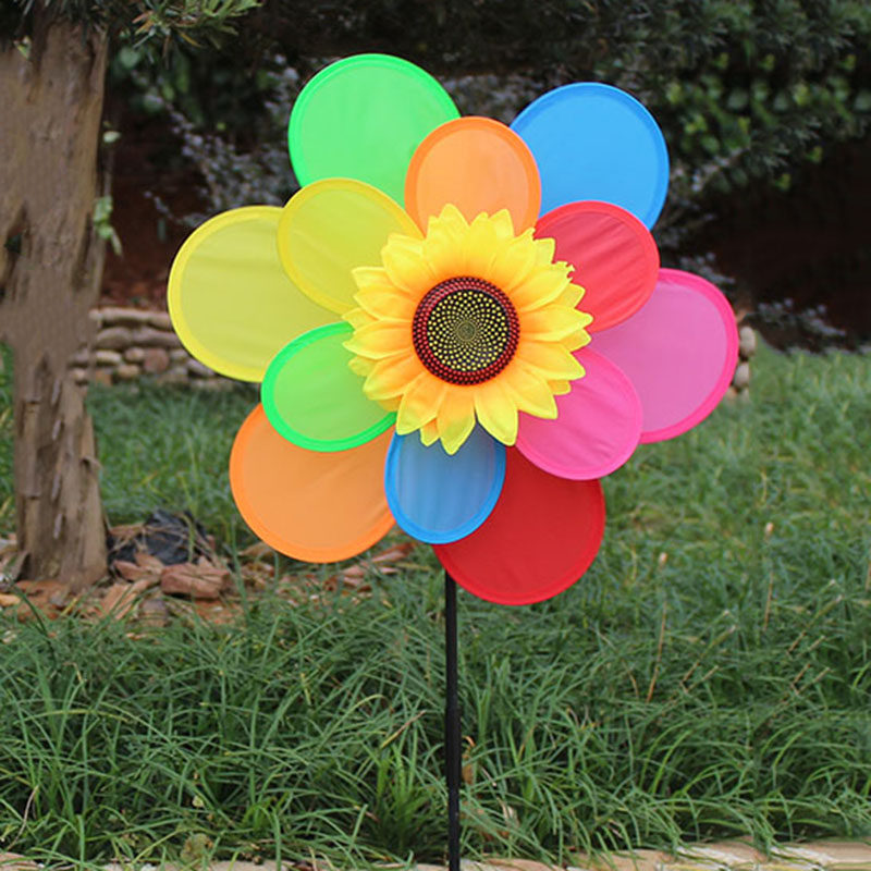 七彩旋转大风车幼儿园小礼礼品活动装饰装饰布布景风车