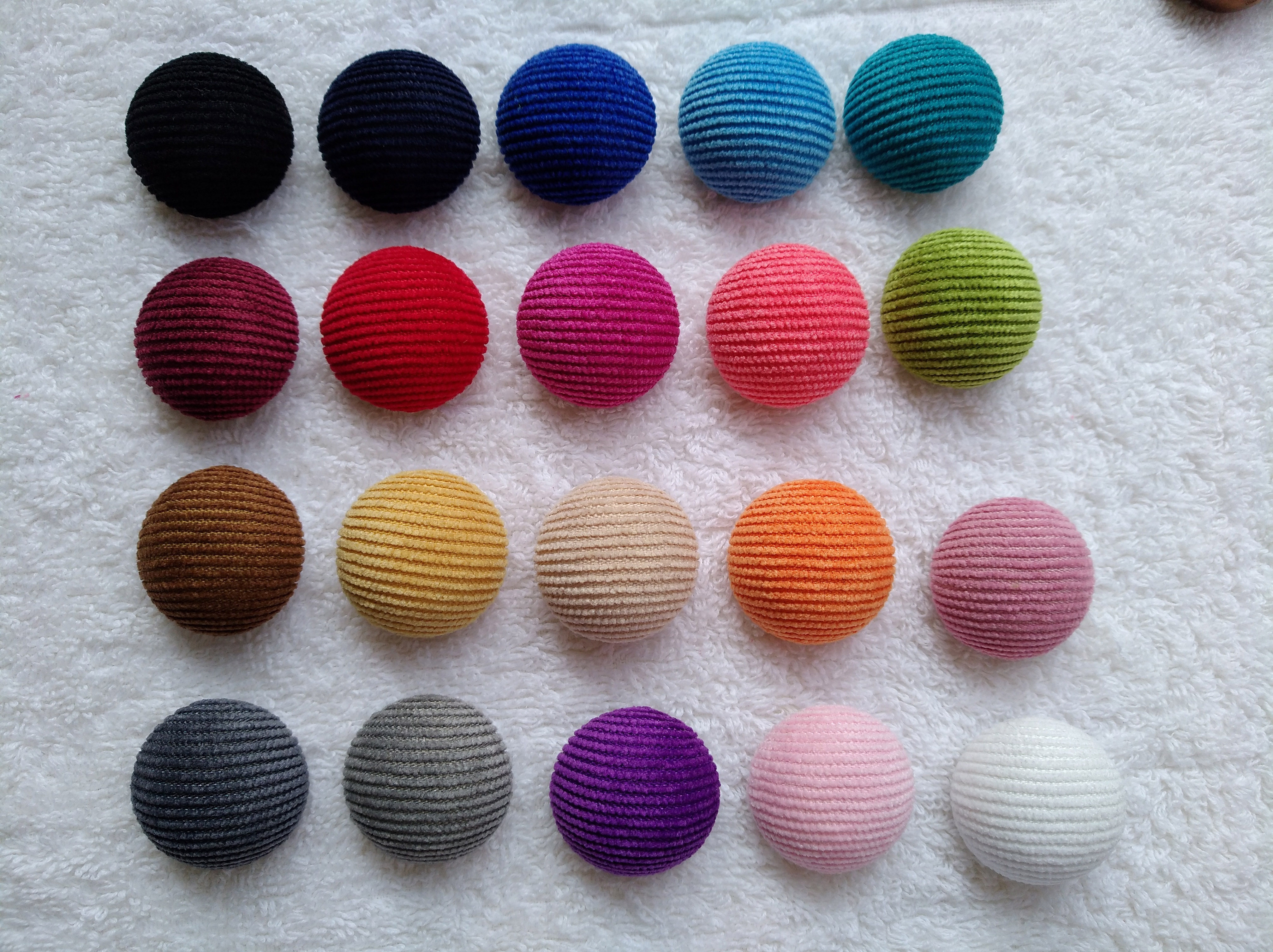 灯芯绒蘑菇纽扣裤子裙子衣服外套宝宝男女女士纽扣