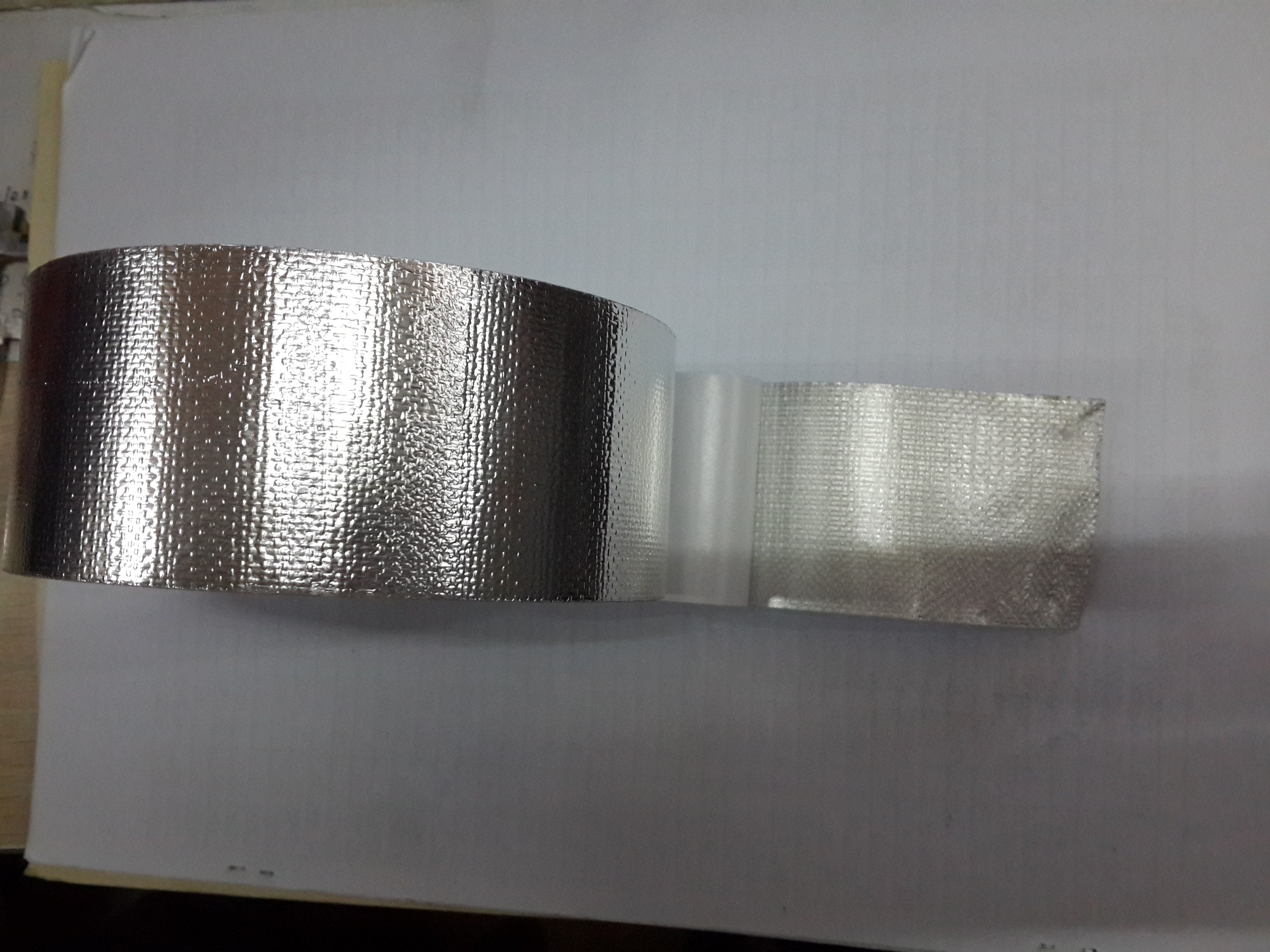 胶带铝箔玻璃纤维布胶带玻纤布铝箔包管包棉隔热防水纤维胶带