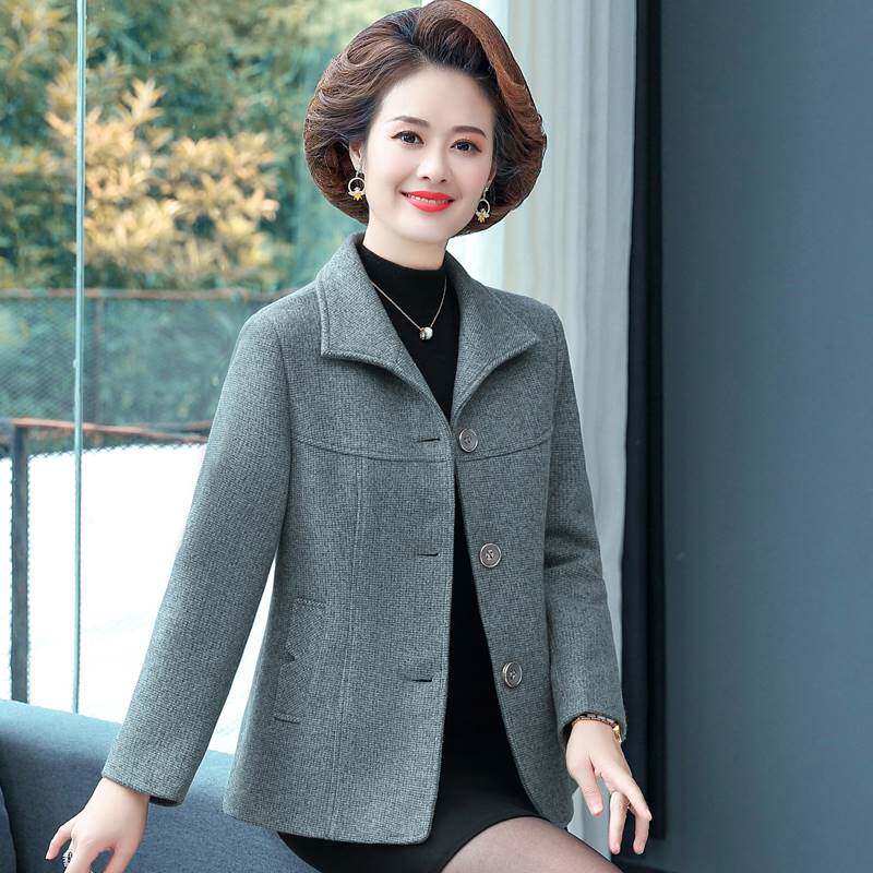 中老年妈妈装秋冬外套毛呢短款风衣中年女装宽松春秋洋气大码上衣