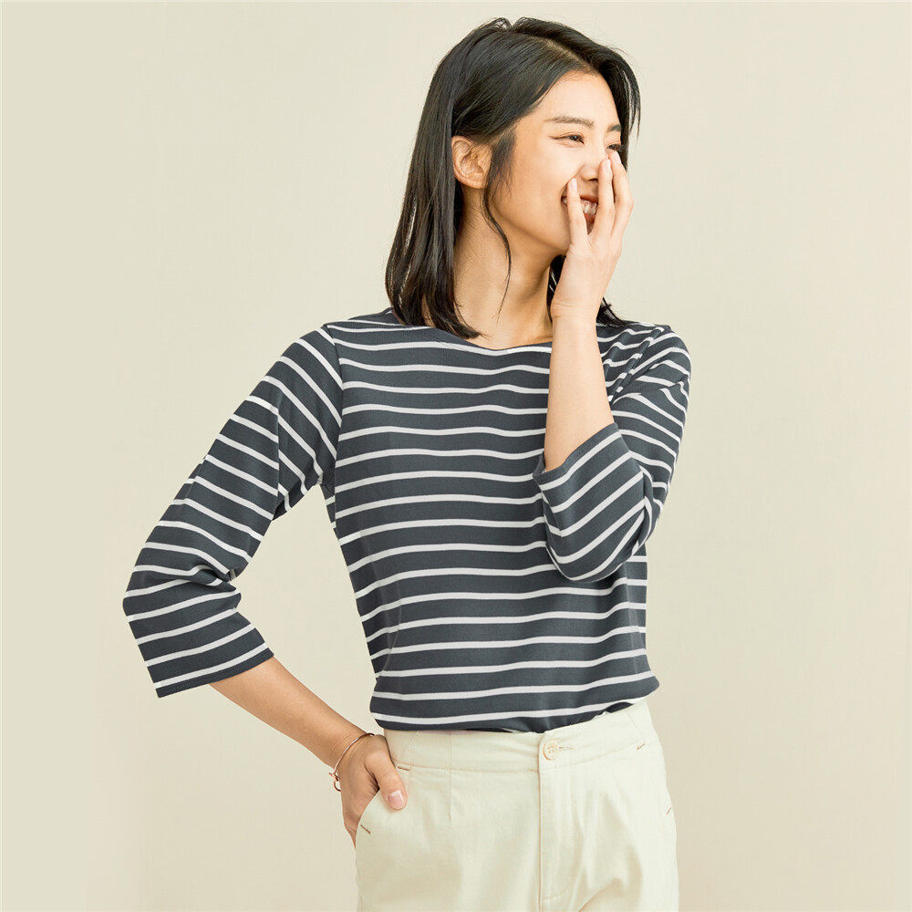 佐丹奴恤女七分布船领双面上衣休闲一字春夏女装t恤