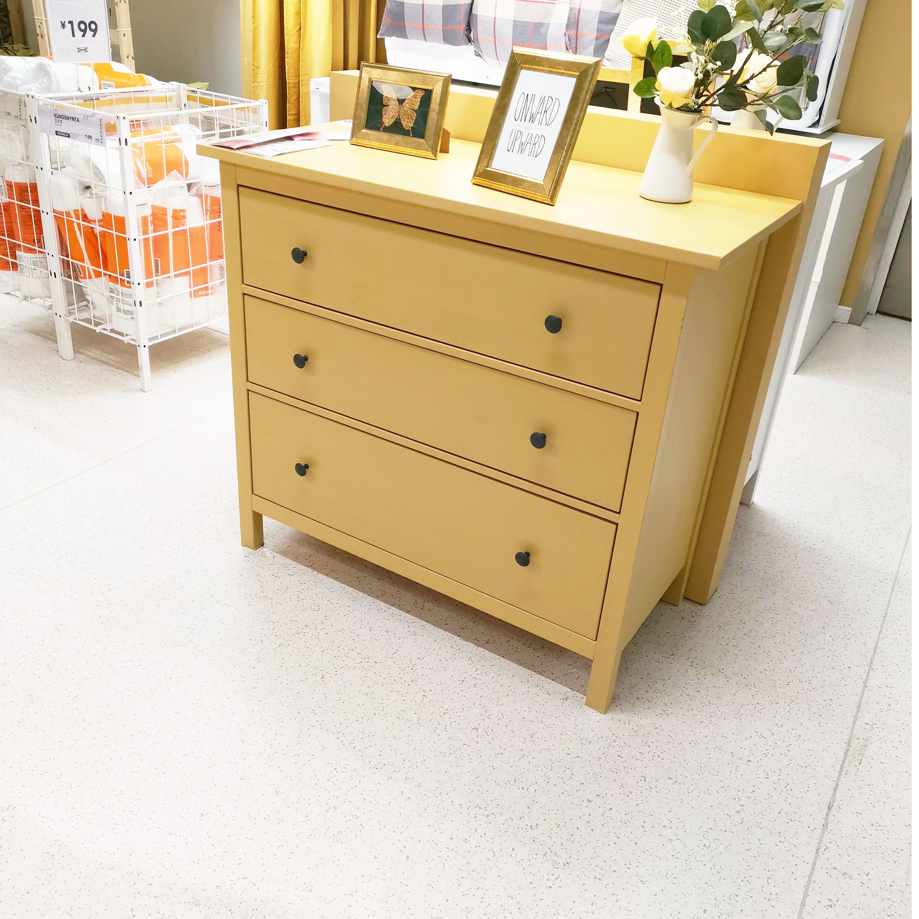 减价宜家汉尼斯三斗抽屉床头柜收纳柜斗柜108x96厘米斗柜