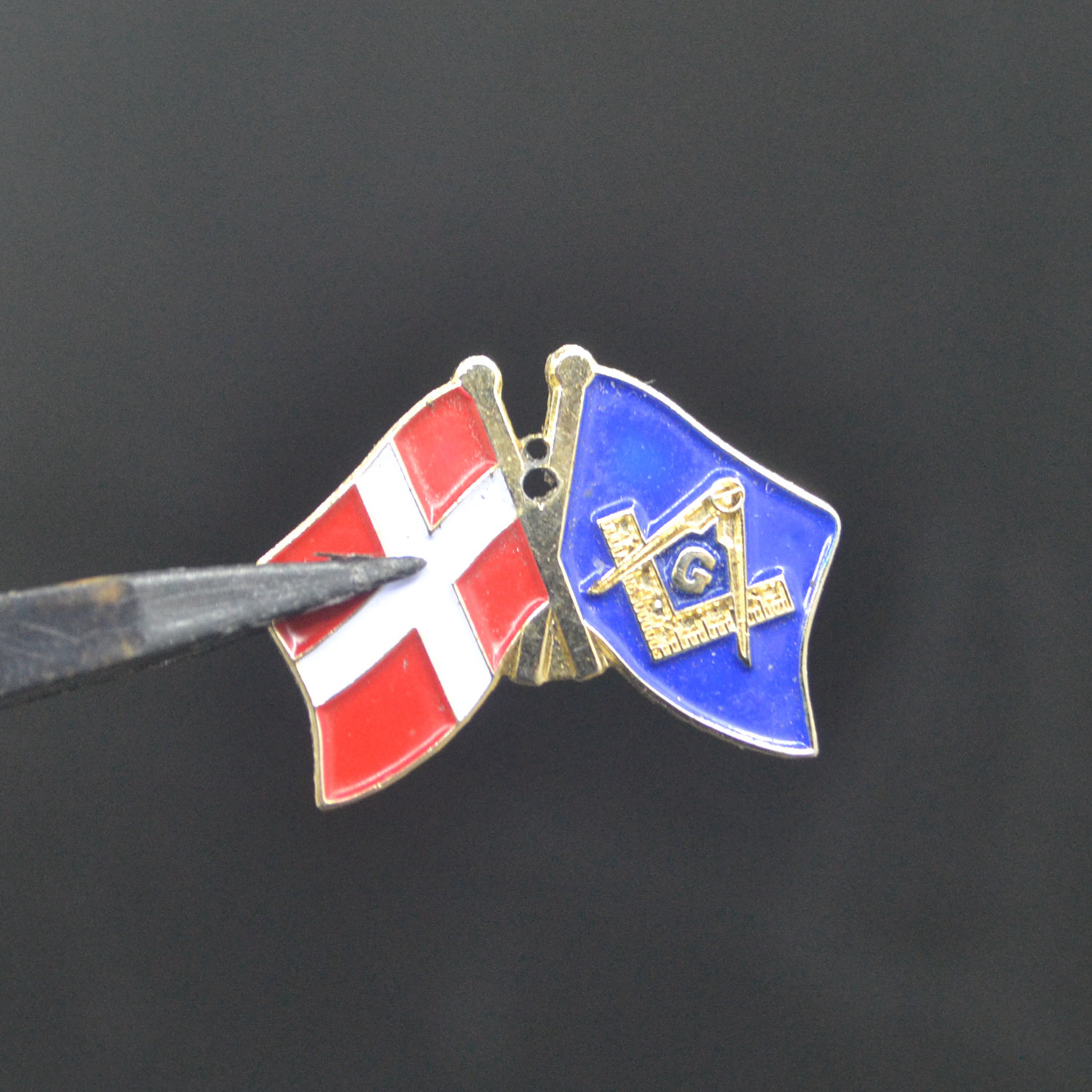 共济丹麦国旗纪念品镀金徽章胸针胸章男士配饰胸针
