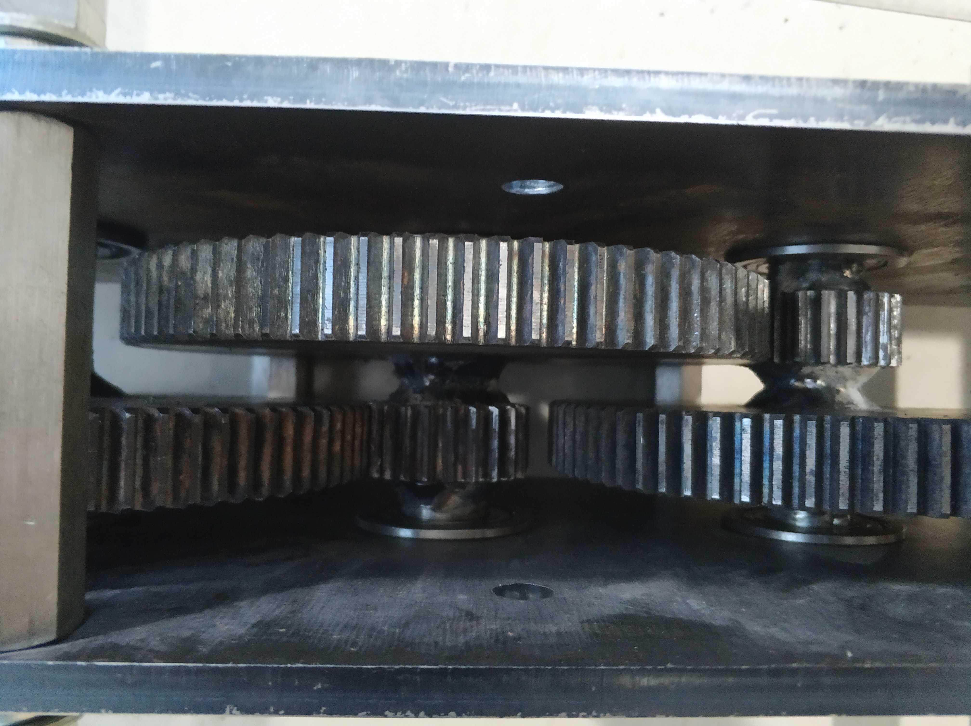 千瓦发电机增速齿轮箱水力风力脚踏手摇变速箱金属齿轮箱