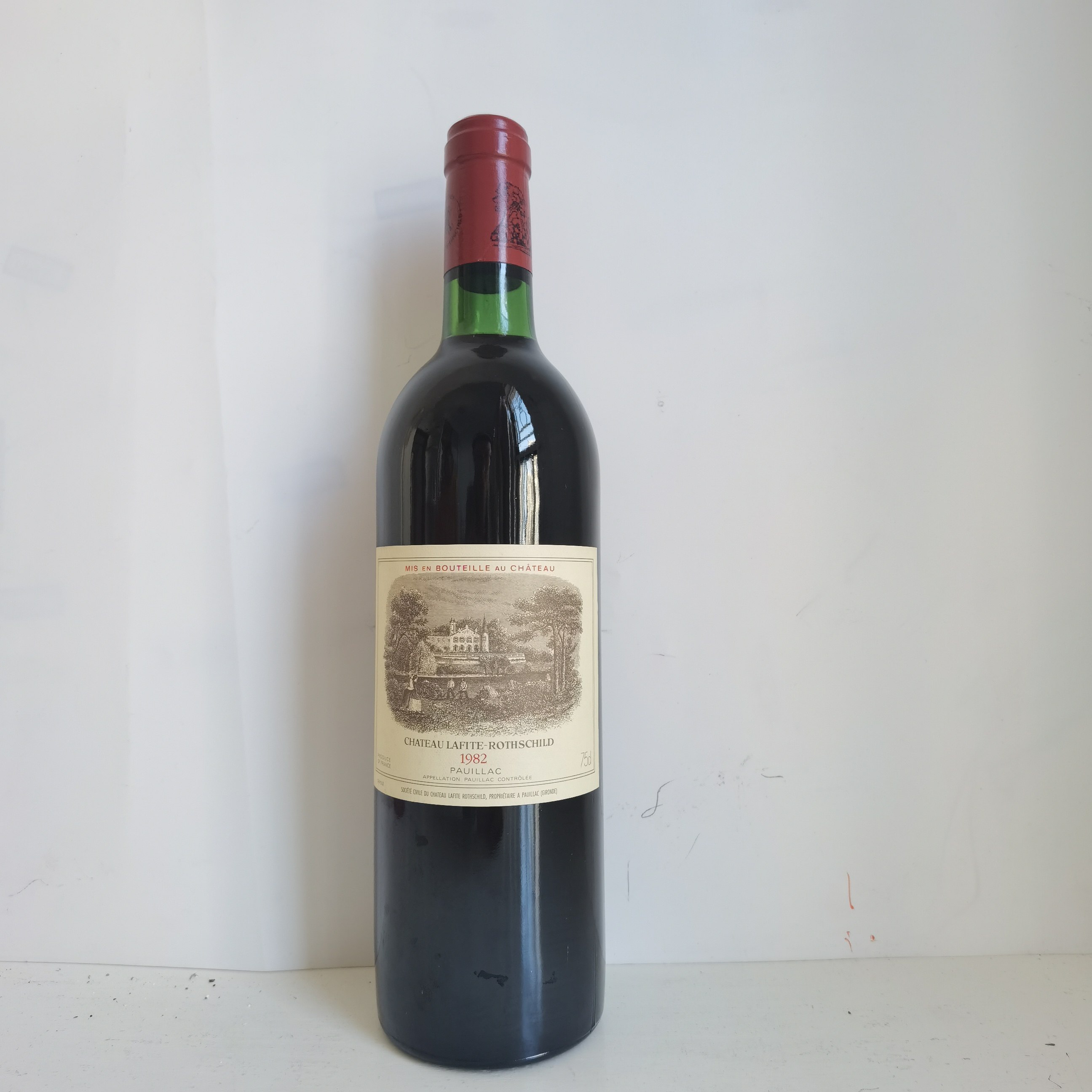 1982年拉菲古堡庄园正牌红葡萄酒750ml1支干红静态葡萄酒