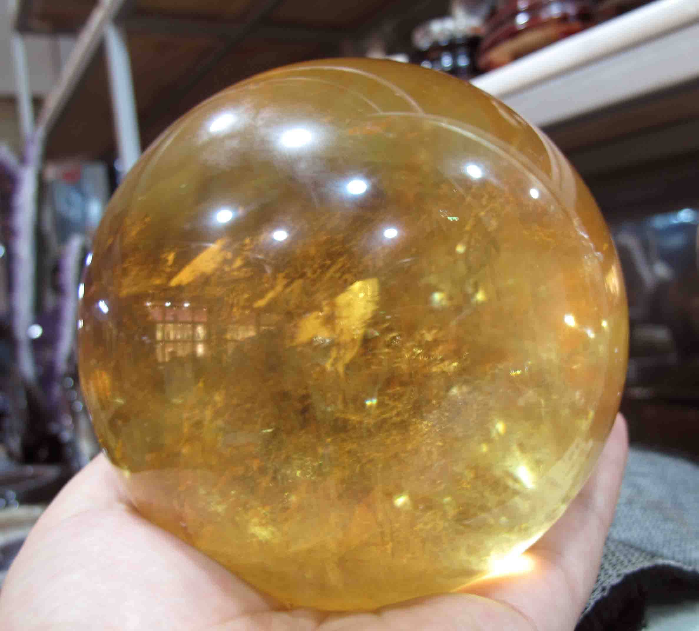 精选天然黄冰洲石球水晶球水晶摆件奇石