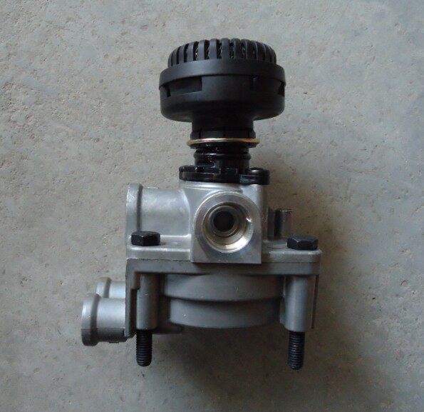 适用陕汽重卡德龙f3000差动式继动阀消音器型号81.52116.6071其他