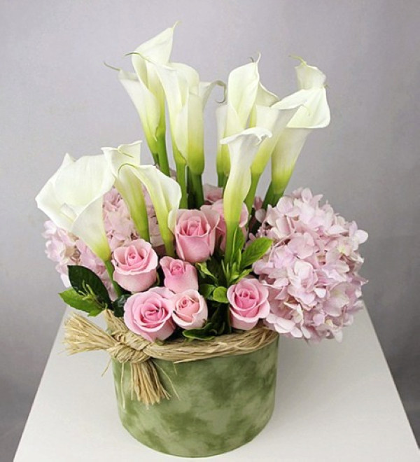 鲜花玫瑰马蹄莲礼盒创意花束武汉同城鲜花速递全国鲜花速递同城