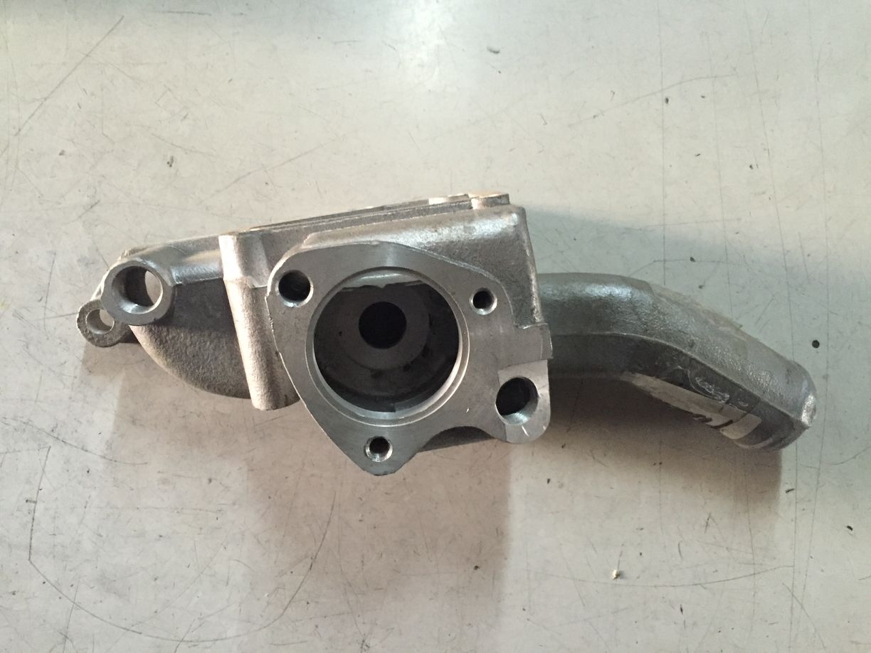 解放一汽通用哈轻小配件轻卡箱货货车小解498节节温器