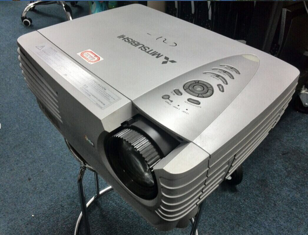 二手投影机投影仪三菱lvpsl25c高清1080p家用教育3lcd3d投影机