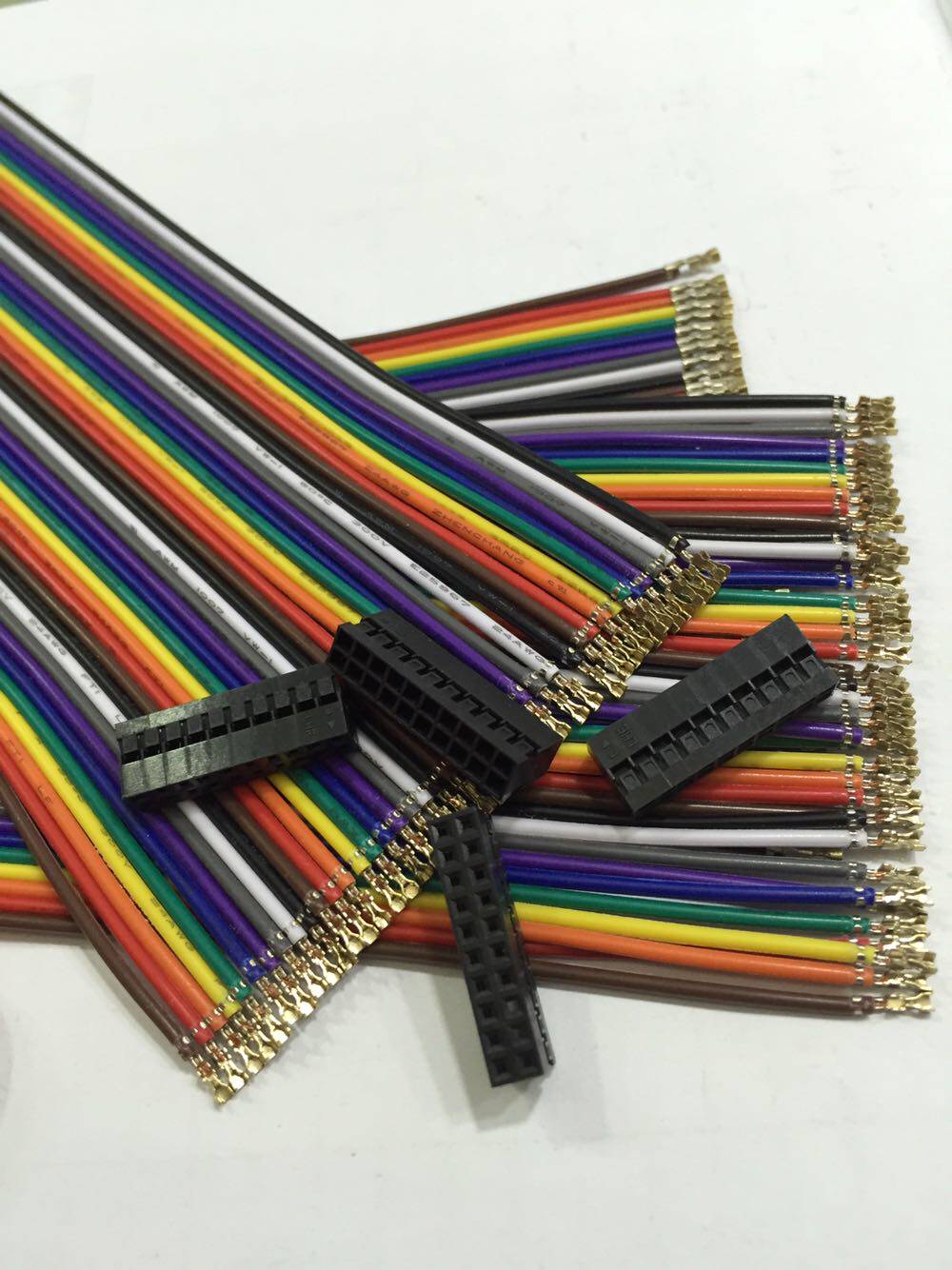 线束加工工厂杜邦彩排端子线喇叭ot插线电源线连接线
