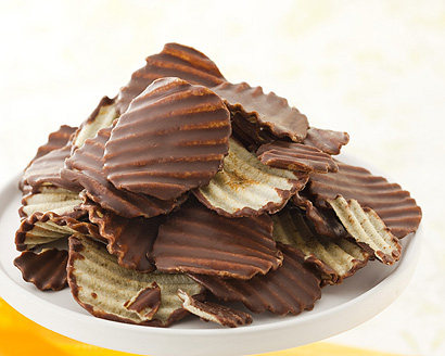 日本royce生巧克力薯片原味牛奶黑微苦白巧克力波浪巧克力薯片