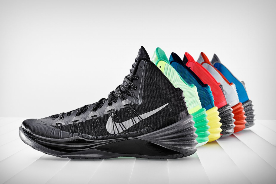 hyperdunk2013略有一点hyperdunk2012的影子,hd2013款式并没有太大