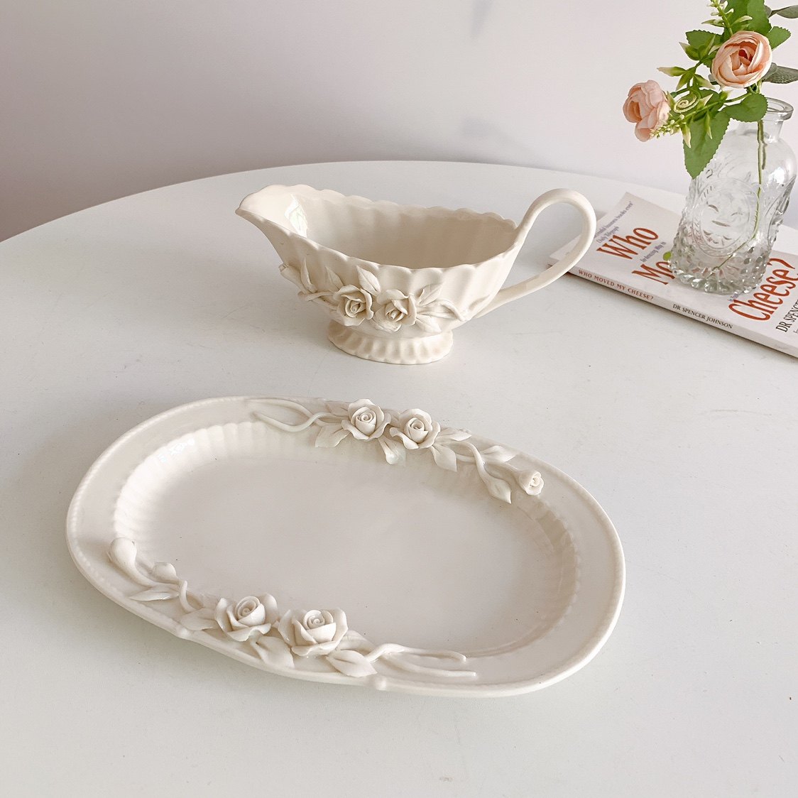 手工捏制立体花白白色陶瓷瓷盘椭圆圆盘双耳盘