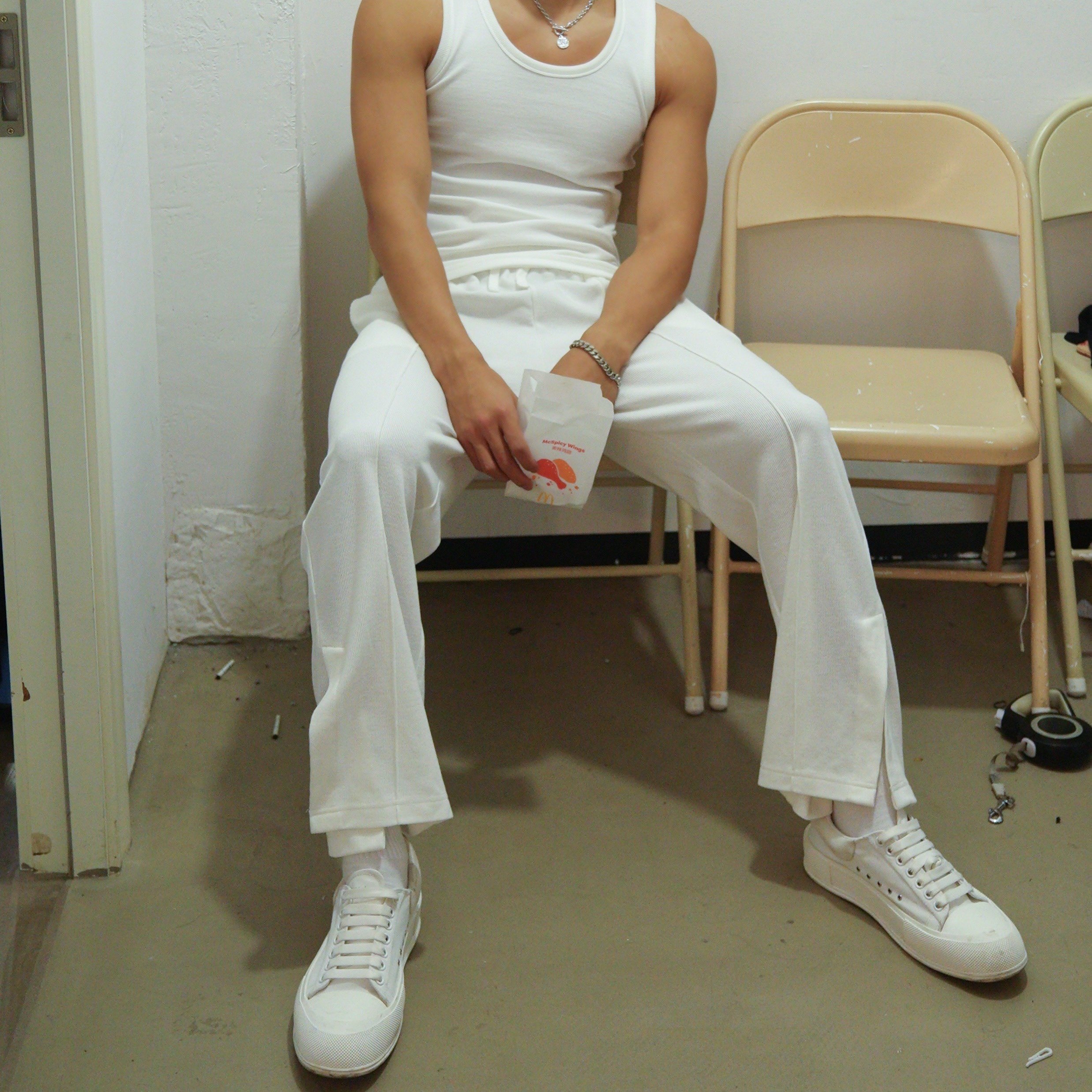 膀子2021新款简约薄款纯棉宽松运动直筒开衩休闲裤