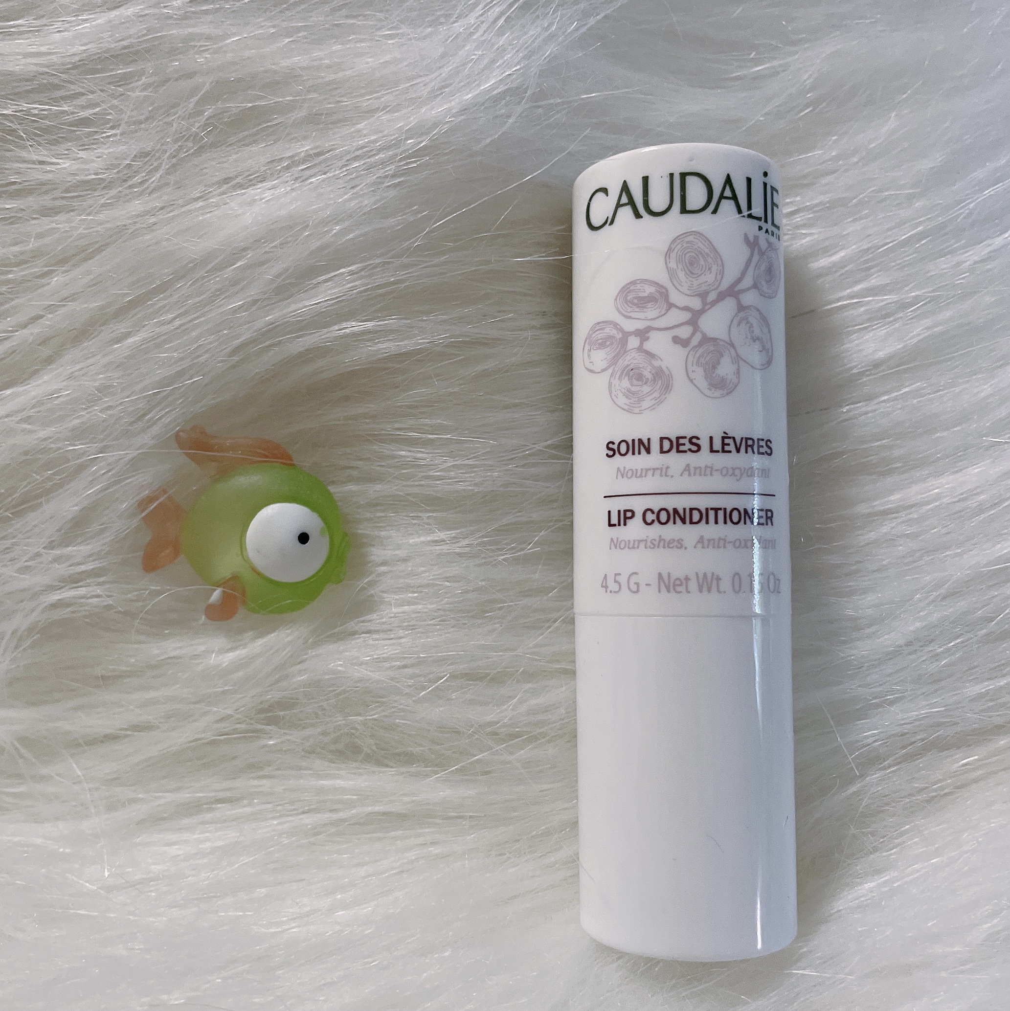 限时特价本土法国caudalie欧缇丽葡萄籽多唇膏45g润唇膏