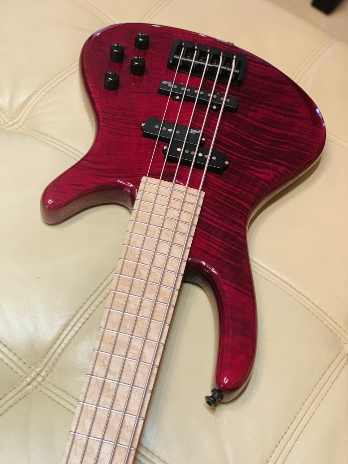 现货roscoecentury5bass贝斯pj拾音器高密度密度雀眼指贝司-电贝司