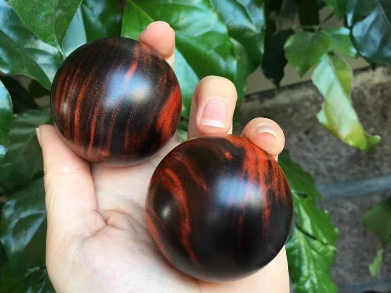 老挝大红酸枝实木健身健身球球手握球中老年人把玩健身球